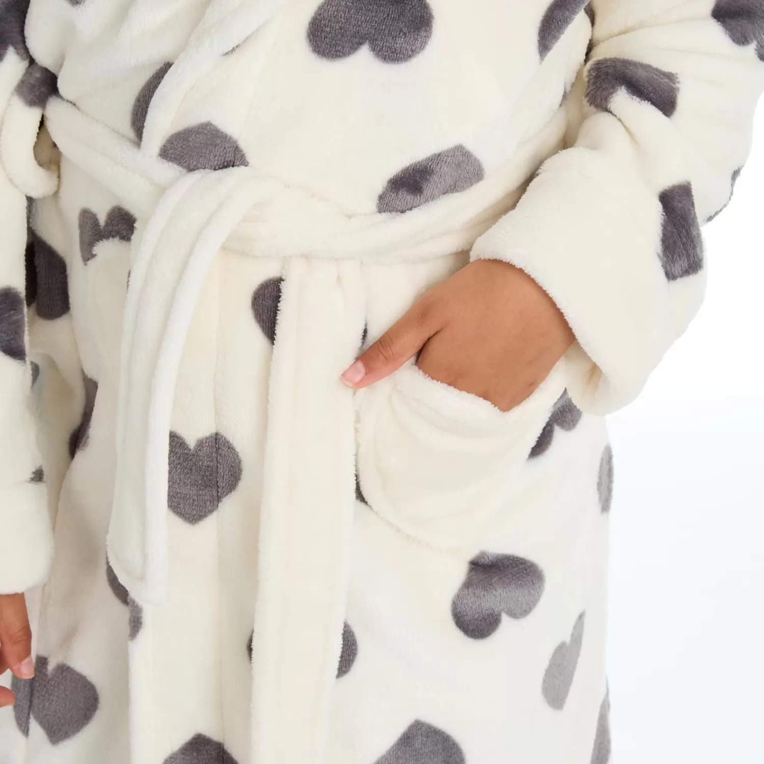 Kids Slumber Party Kids Cream Heart Print Dressing Gown